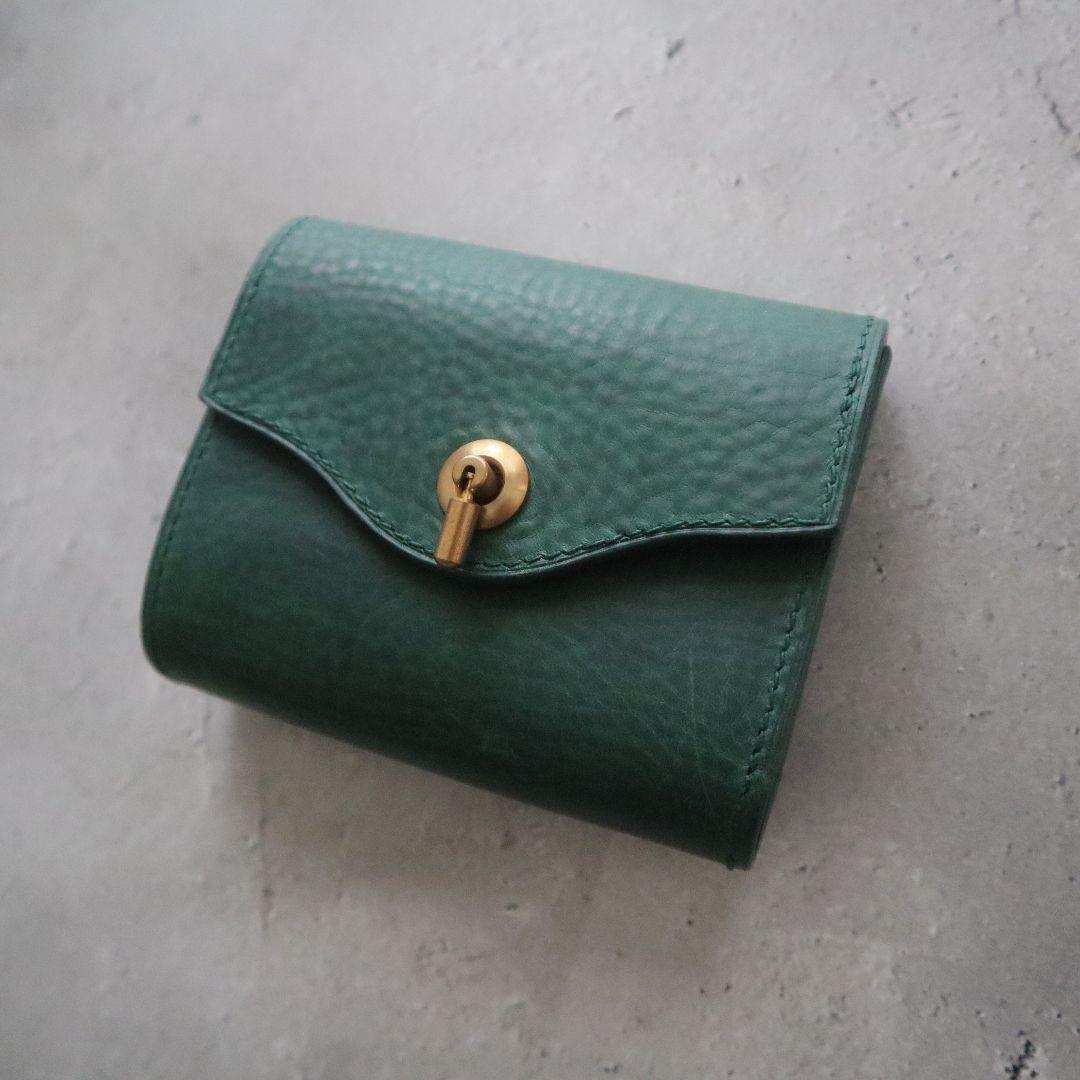 【イタリアンレザー】オコシ金具の三つ折り財布　フルハンドメイド