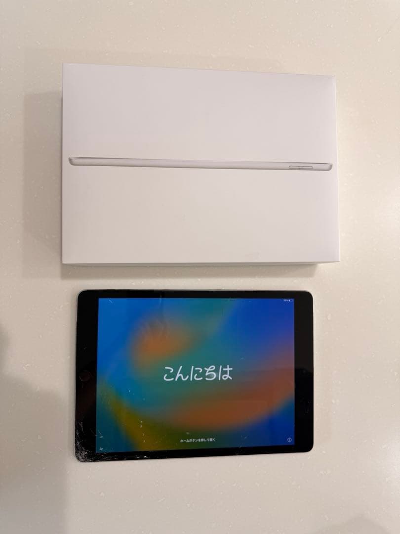 iPad 第9世代 64GB【画面ひびあり】