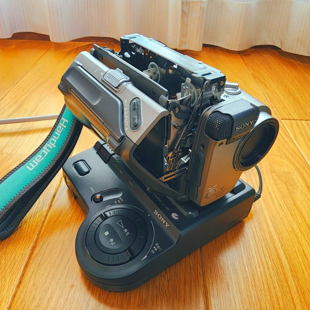 【動作確認済】SONY Hi8 高画質 ビデオカメラ クレードル セット