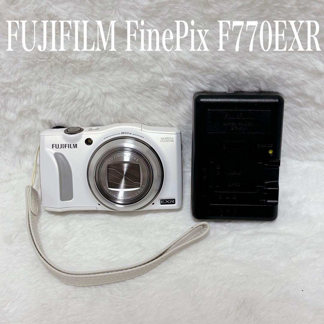 【極美品】FUJIFILM FinePix F770EXR ホワイト