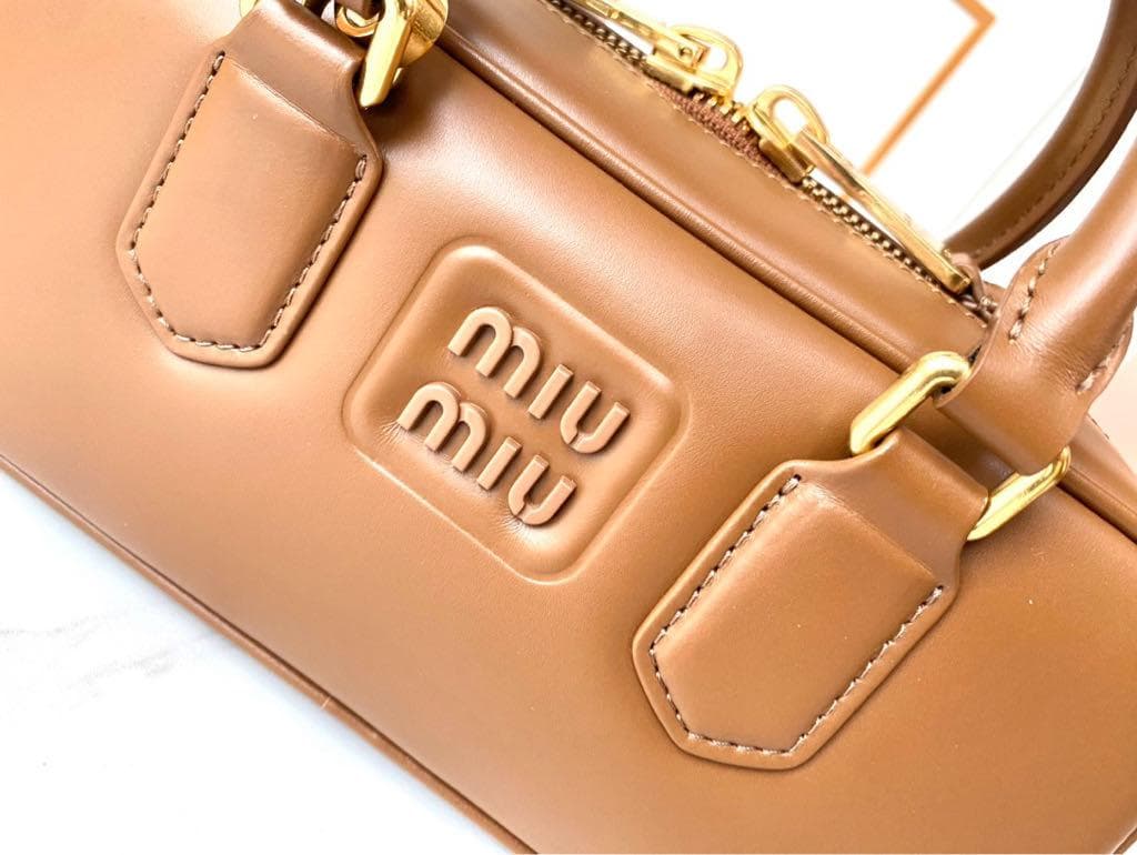 Miu Miu レザーボーリングバッグ キャラメルブラウン 2WAY
