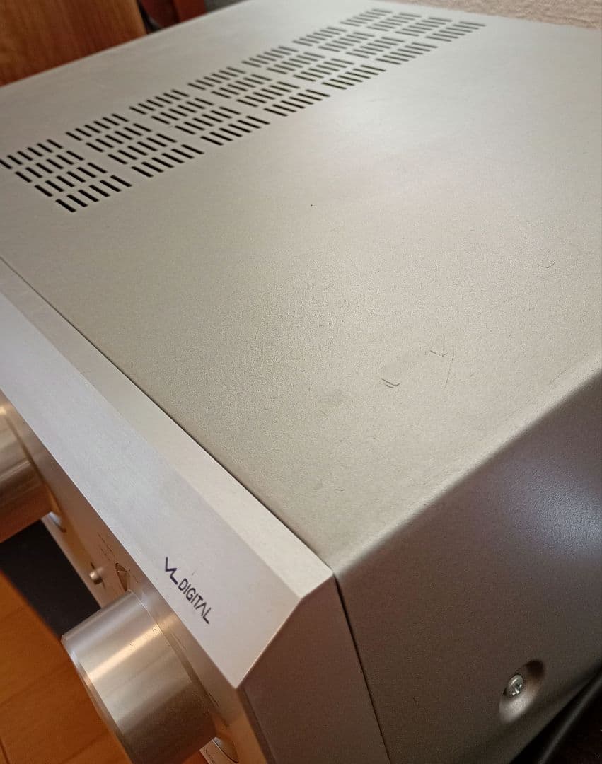 ONKYO プリメインアンプ　 A-973(S) シルバー　リモコン付き。