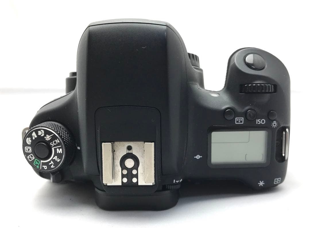 ショット数600のみ！！Canon EOS 8000D ダブルズームレンズキット