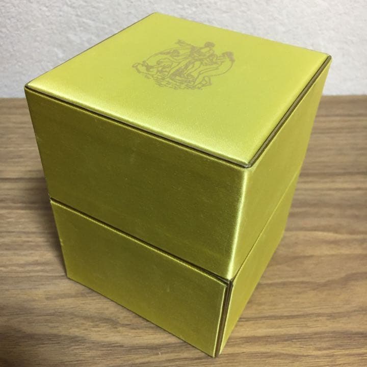 新品 ニナリッチ レールデュタン ラリック