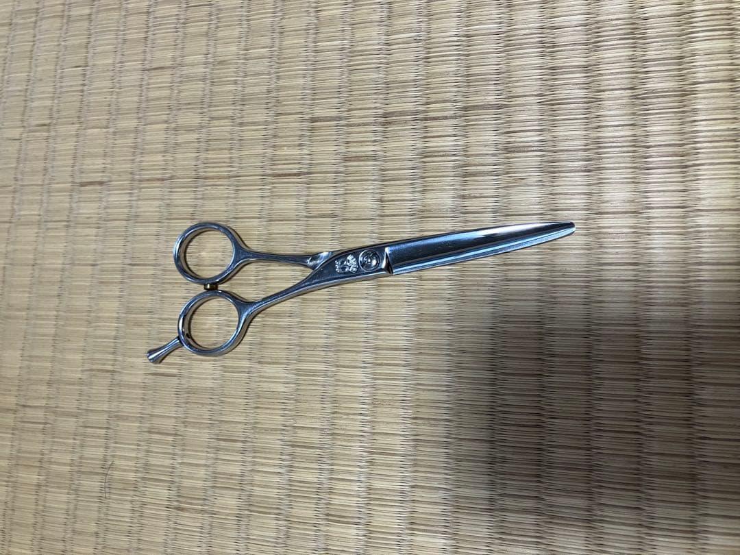 ステンレス製散髪用シザー 5.5 アコス