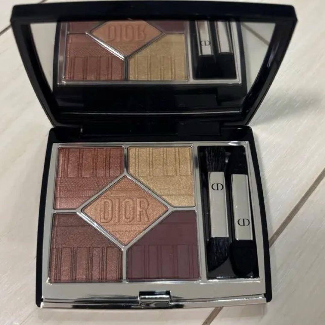 Dior サンククルールクチュール779リビエラ（アイシャドウ ）