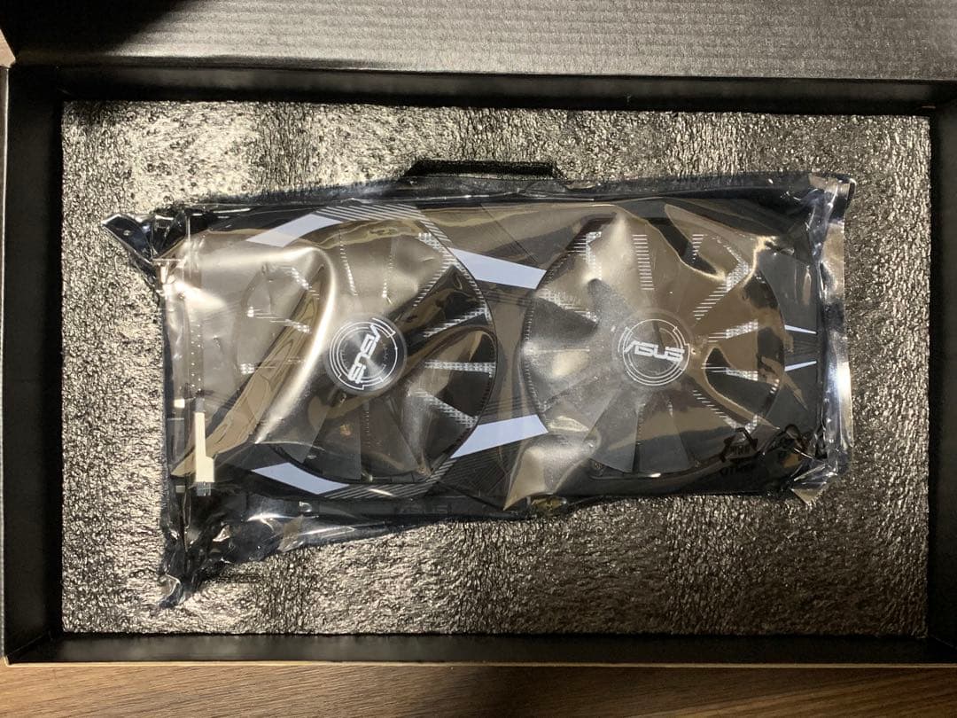 ASUS Radeon RX 580 OC 4GB デュアルファン
