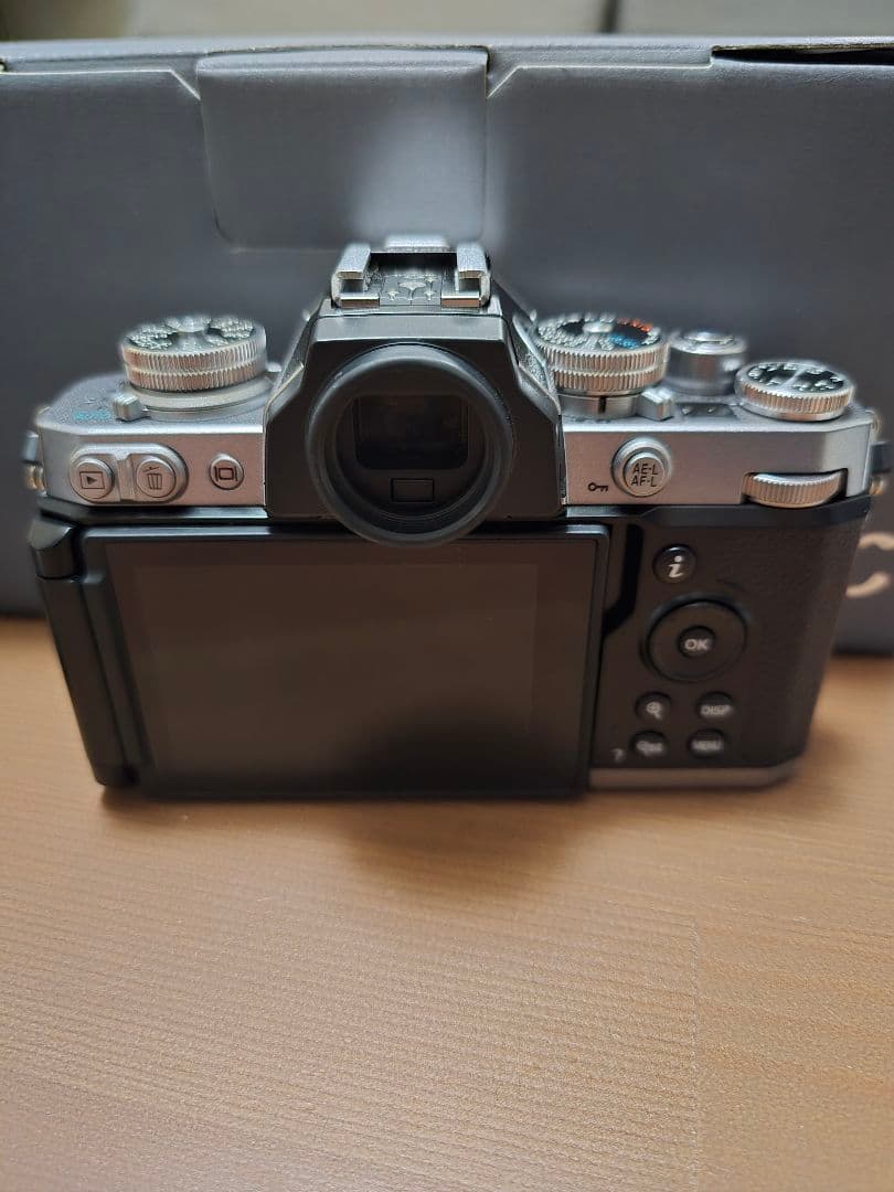 【美品】Nikon Z fc ミラーレスカメラ 16-50mmレンズ付き