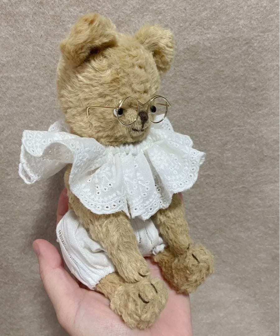 考え事が好きなくまさん ぬいぐるみ テディベア 海外作家様 ハンドメイド