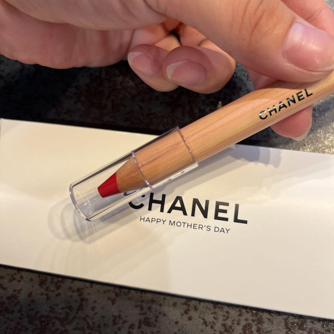 CHANEL クレヨン