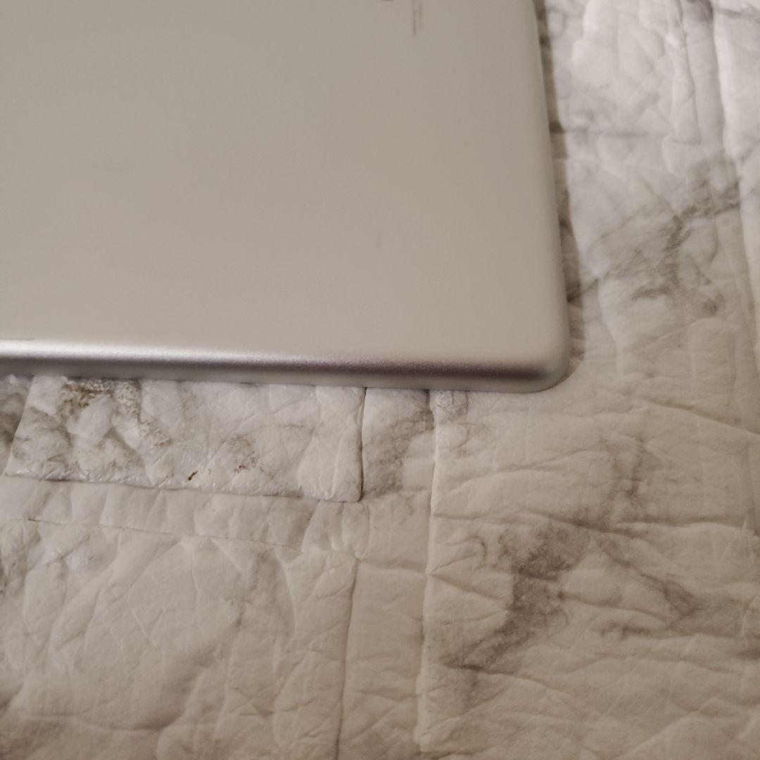 107 iPad pro 12.9 2世代 512GB Wi-Fi シルバー