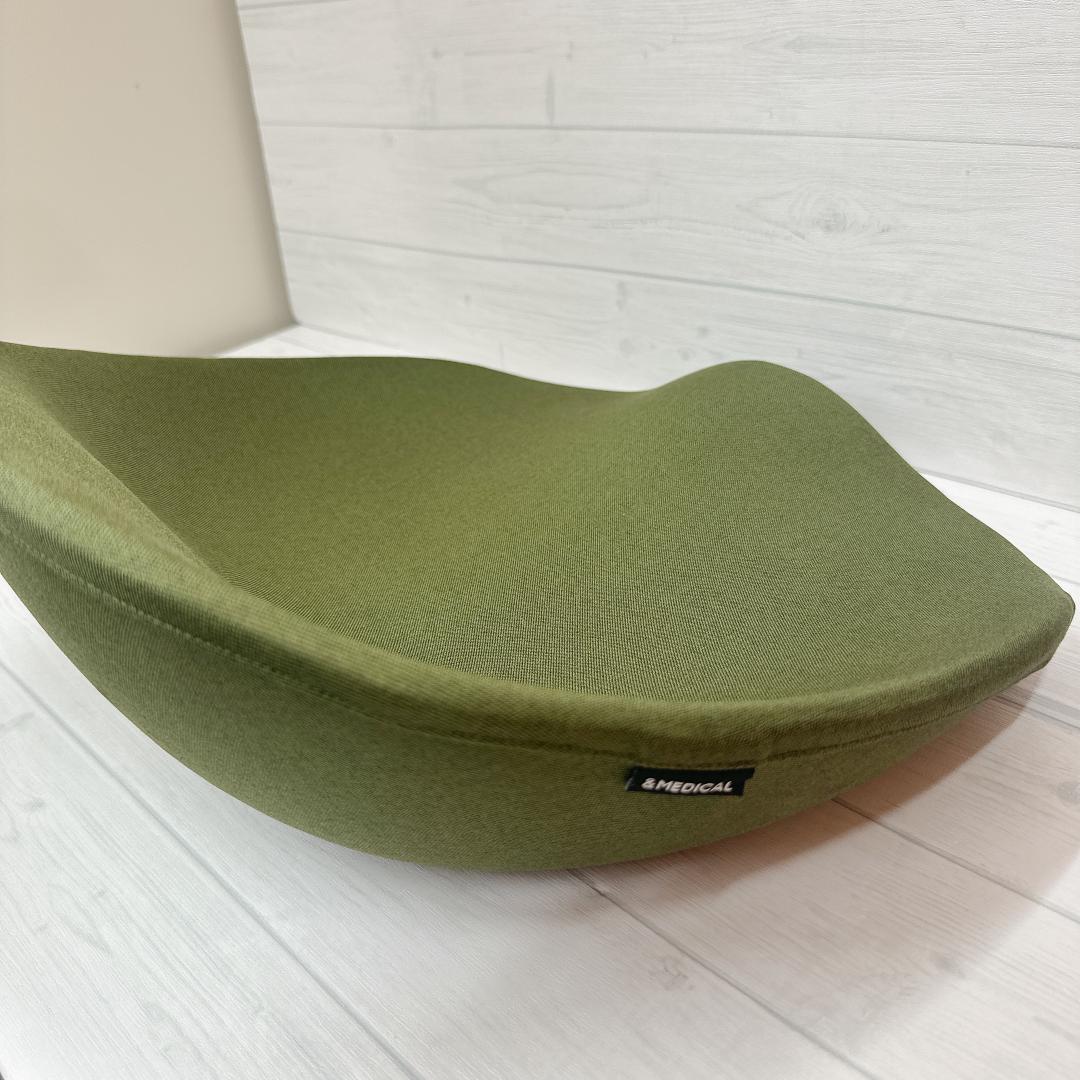 【新品】&MEDICAL　KURA SEAT 姿勢矯正クッション　オリーブ