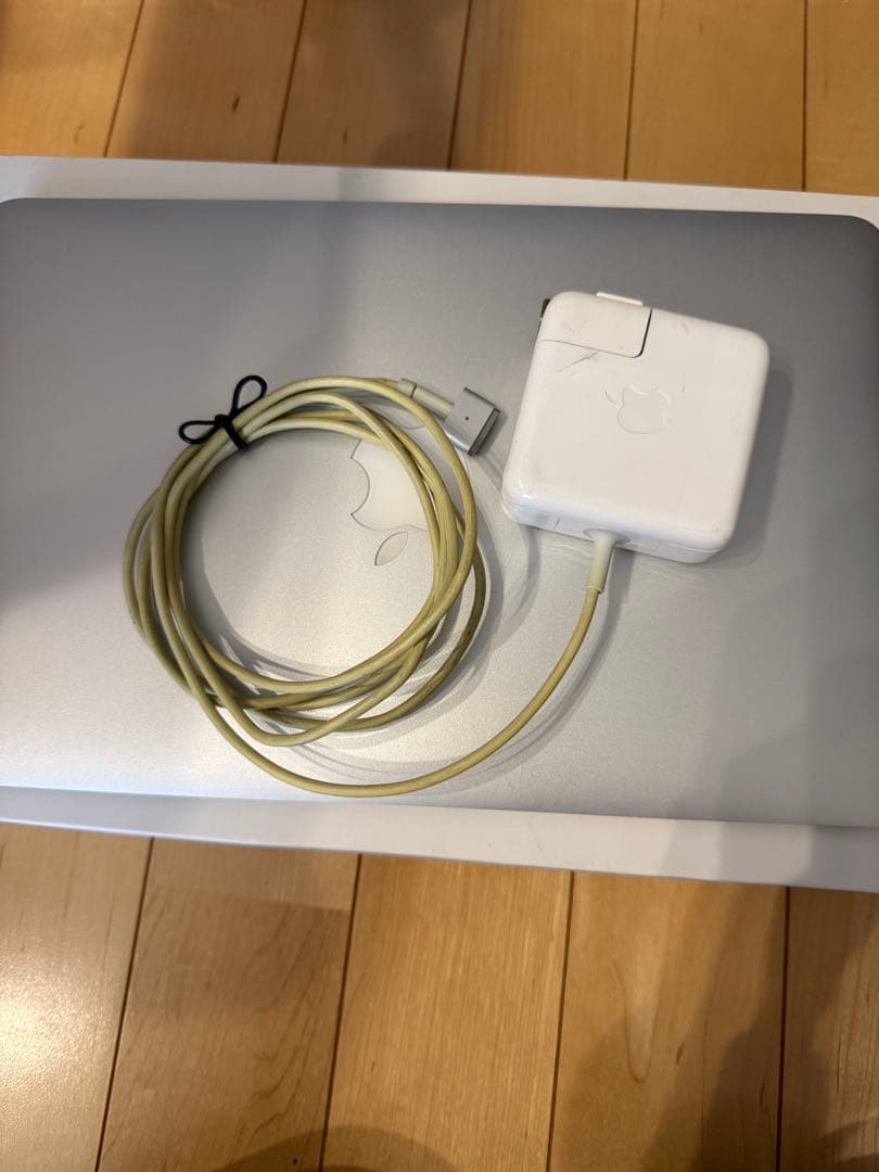 Apple MacBook Air 11インチ Early2015 256GB