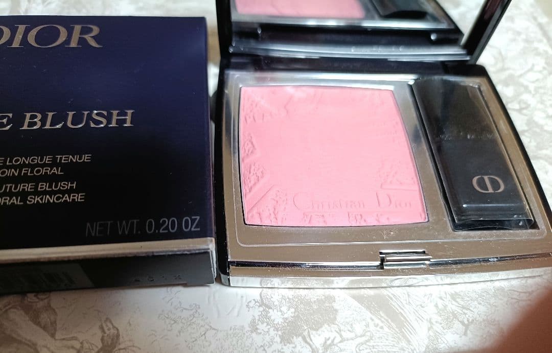 完売！Dior ディオールスキン ルージュ ブラッシュ 388 トリオンフ