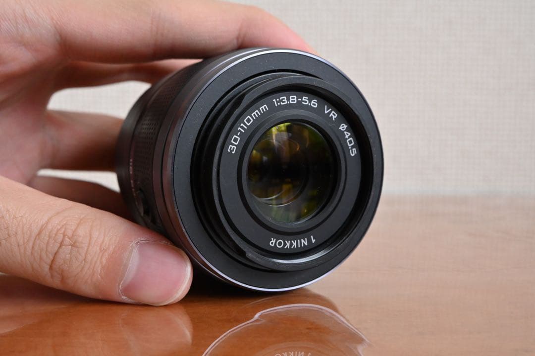 【美品】Nikon 1 J1 (F1.8単焦点＆望遠レンズ/電池3個)