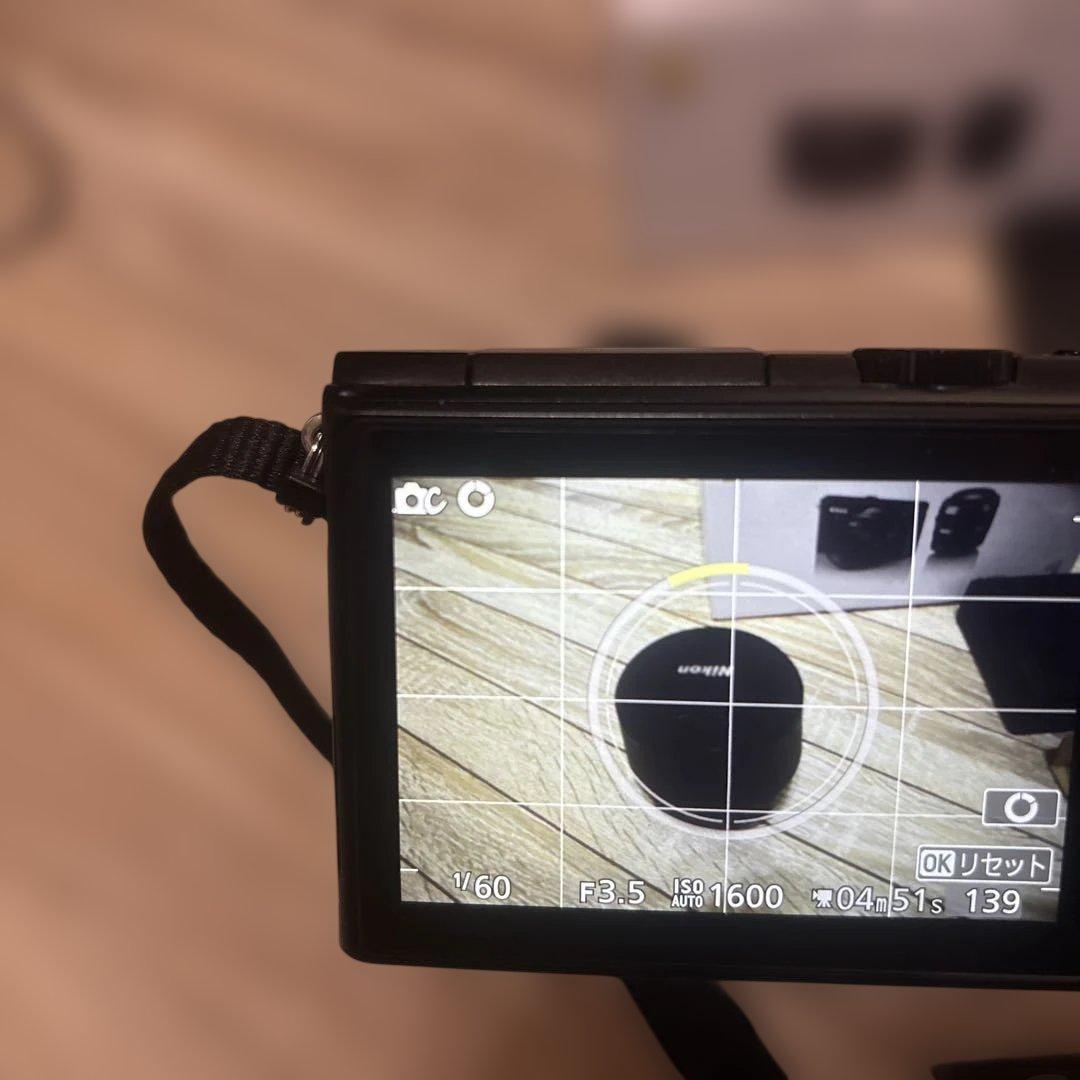 Nikon 1 J4　ダブルズームキット ミラーレスカメラ ブラック