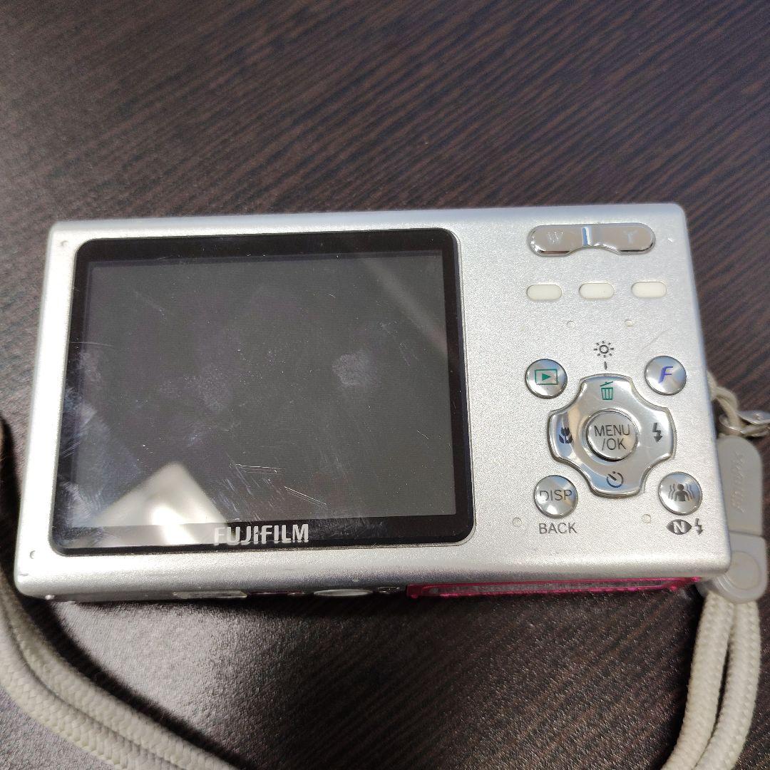 Fujifilm FinePix Z5 ピンク